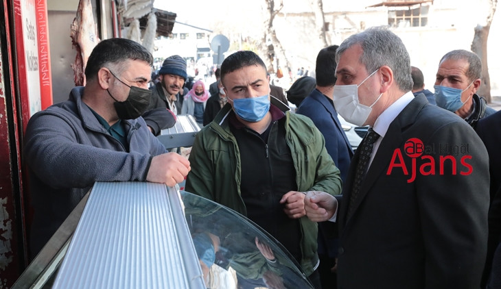 Beyazgül, esnaf ve vatandaşla bir araya gelmeye devam ediyor