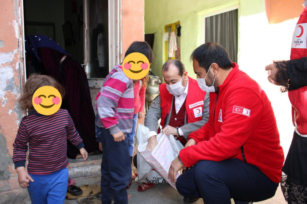 Şanlıurfa’da çocukların yüzünü güldüren ziyaret