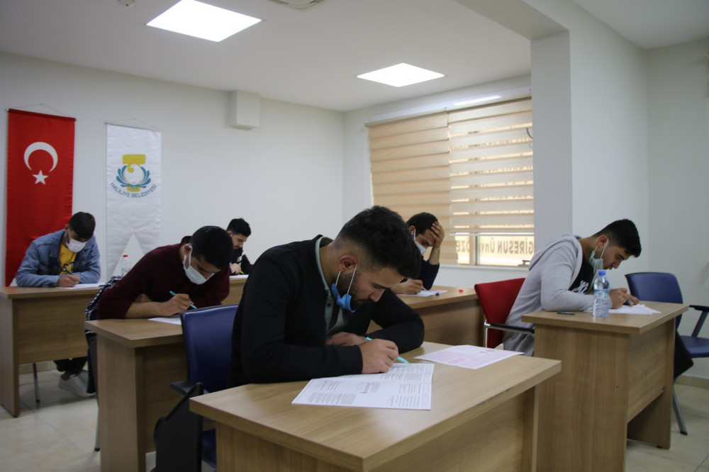 Haliliye Belediyesinden öğrencilere deneme sınavı