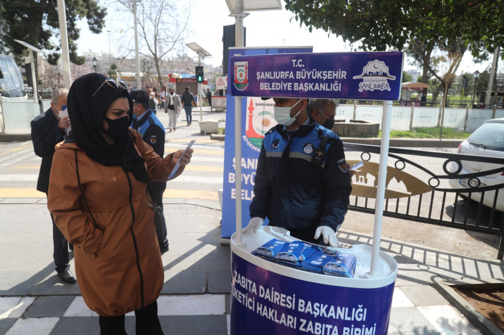 Şanlıurfa’da ‘bilinçli tüketici ol broşürü’ dağıtıldı