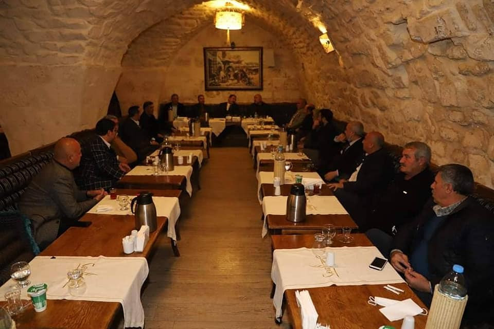 İki takım maç öncesi aynı masada buluştu