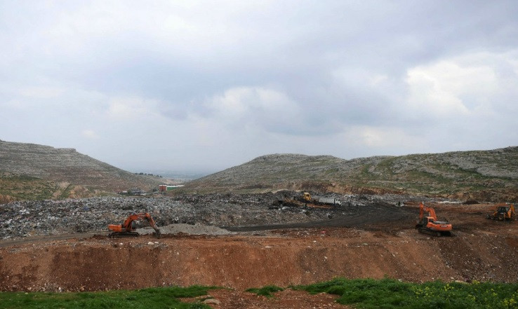 Eyyübiye’deki çöp kokusu için imza kampanyası başlatıldı