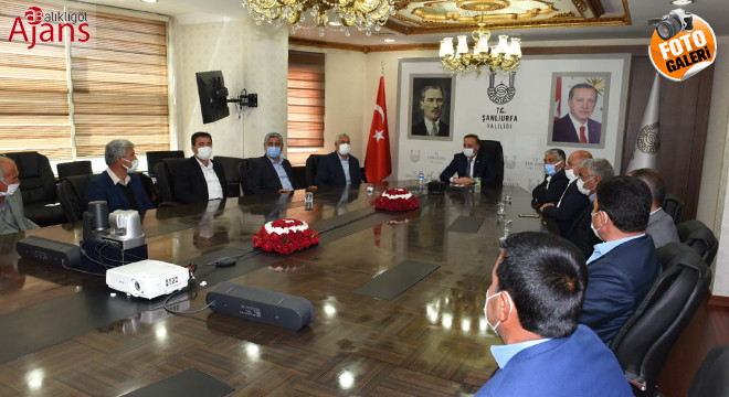 Muhtarlar şikayetleri Vali Erin’e anlattı