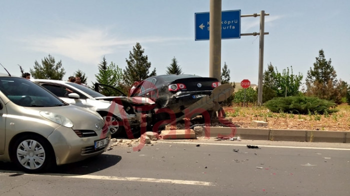 Urfa'da trafik kazası: Yaralılar var
