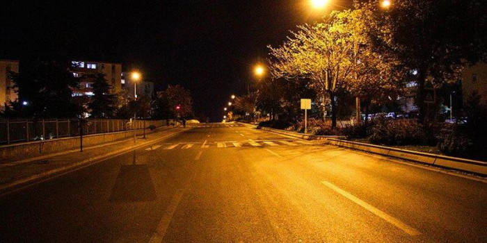 Ülke genelinde tam kapanma başladı