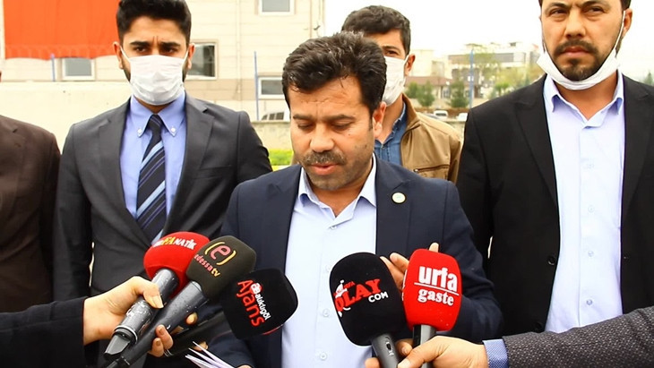 İlçe başkanı sordu: Hangi kriterler ile işe aldınız?