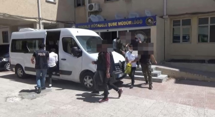 Şanlıurfa’da terör operasyonu: 5 gözaltı