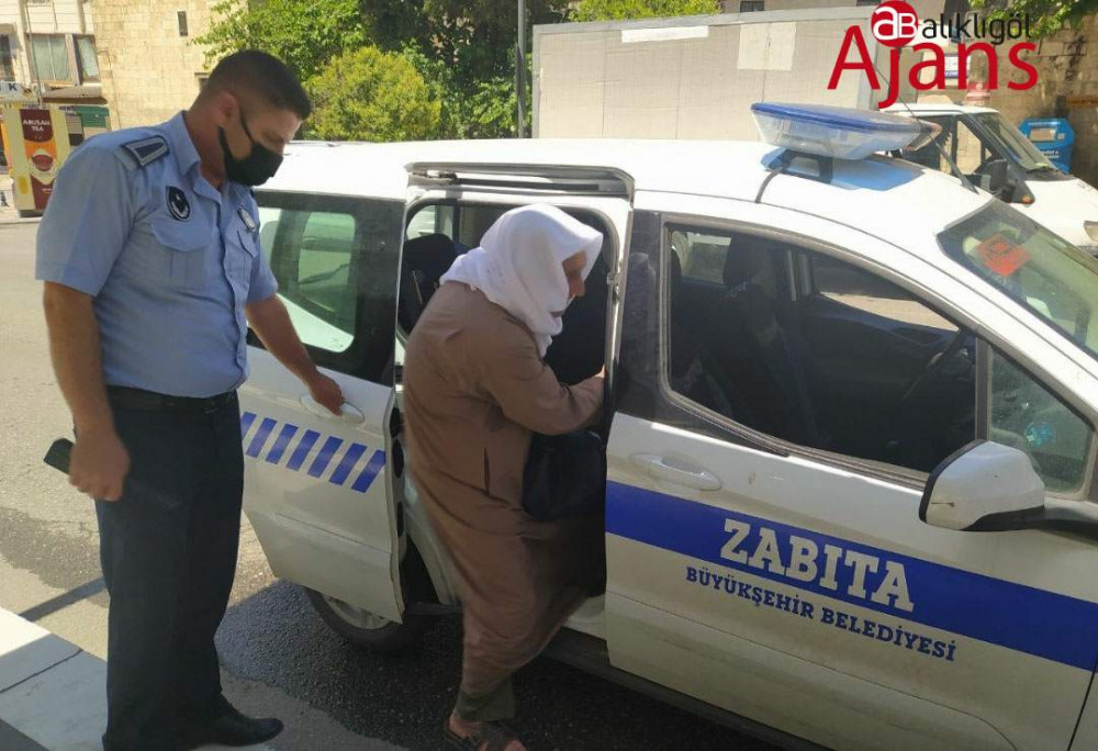 Ekipler yaşlı ve hastaların imdadına yetişti