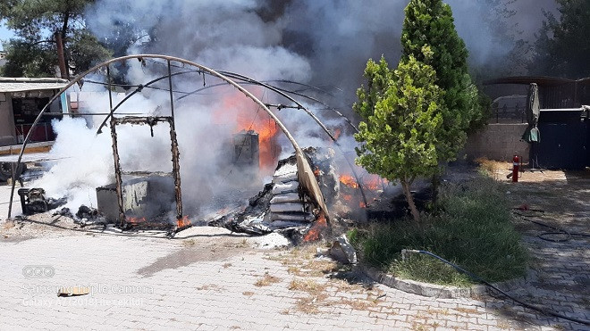 Akçakale’de korkutan yangın