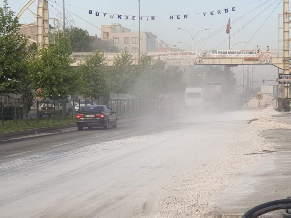 Viranşehir’de yoldan toz bulutu yükseliyor!