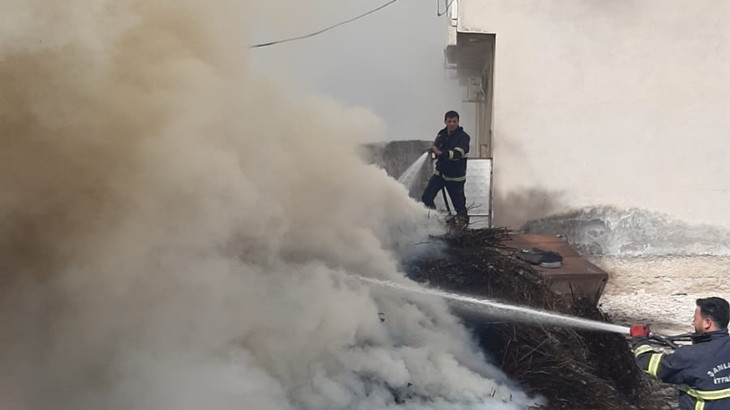 Ceylanpınar'da yangın: Olay yerine ekipler sevk edildi