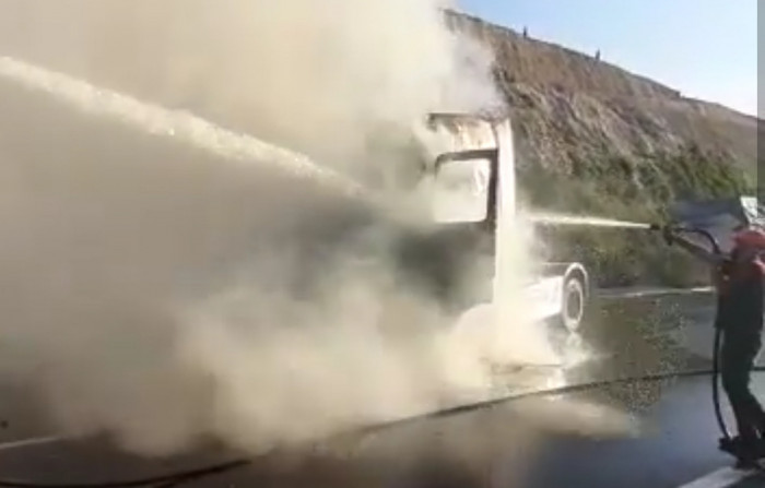 Urfa'da feci kaza: Alev alev yandı