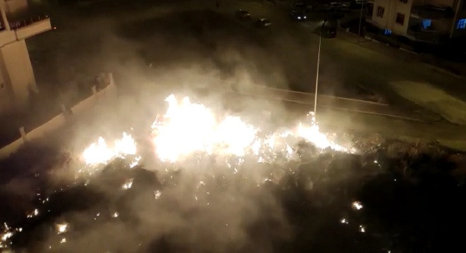 Karaköprü’de çıkan yangın korkuttu!