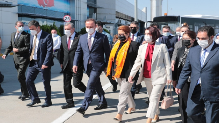 Bakan Derya Yanık Şanlıurfa'ya geldi