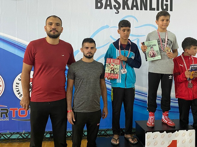 Mevsimlik tarım işçiliğinden milli takıma…