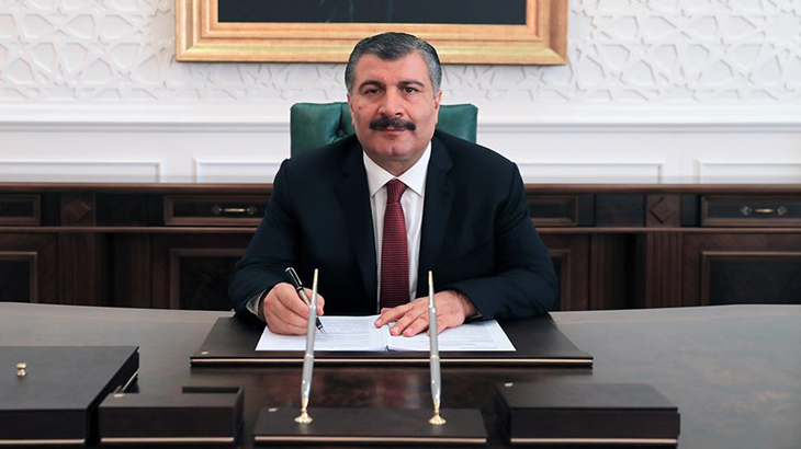 Bakan imzaladı: Bütün sağlık çalışanlarını ilgilendiriyor