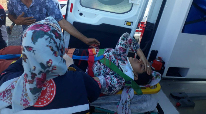 Suruç yolunda feci kaza: Ölü ve yaralılar var