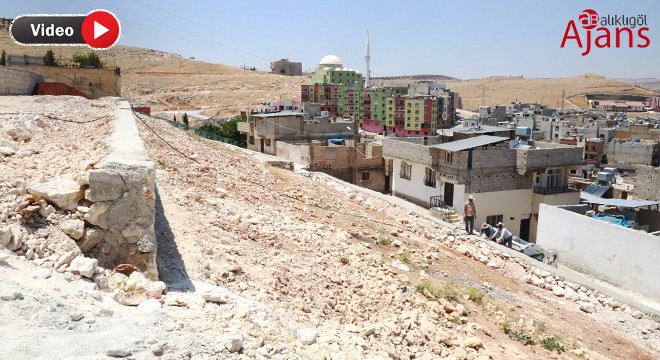 Akşemsettin Mahallesinde park yapım çalışmaları sürüyor