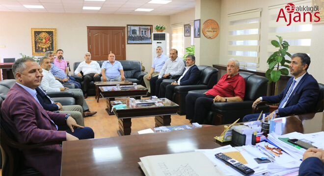 AK Parti'de STK ziyaretleri sürüyor