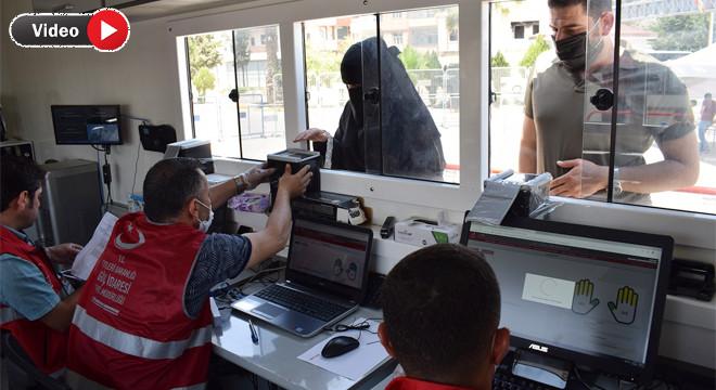 Şanlıurfa’daki Suriyeliler bayram için dönüyor