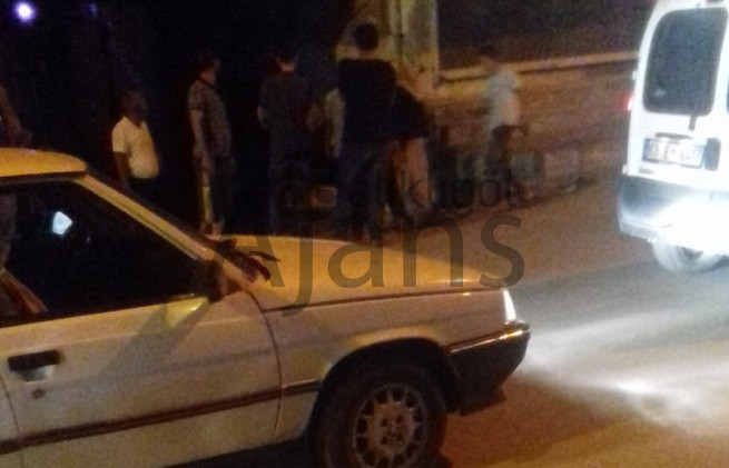 Direksiyon hakimiyetini kaybetti! Duvara çarptı