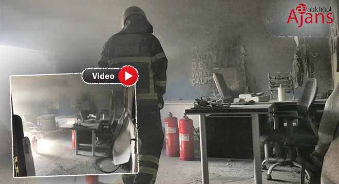 Şanlıurfa'da iş merkezinde yangın