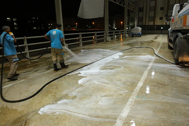 Haliliye’de kurban kesim yerlerinde temizlik