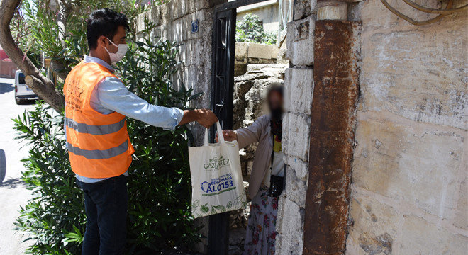 Büyükşehir belediyesi 5 bin aileye bayram sevinci yaşattı