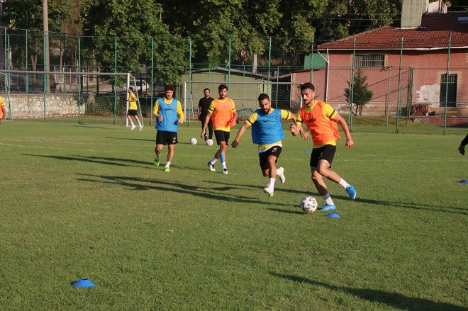 Sarı yeşilliler yeni sezon hazırlıklarını sürdürüyor