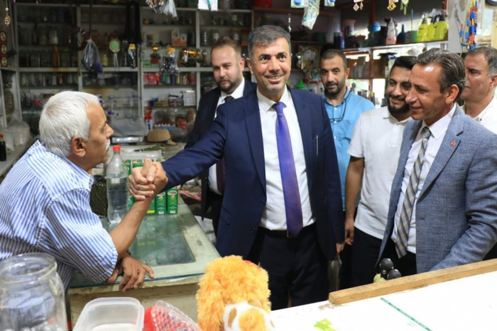 Abdurrahman Kırıkçı Akçakale esnafını ziyaret etti