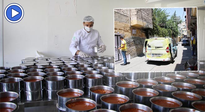 Haliliye'de yüzlerce aileye günlük sıcak yemek