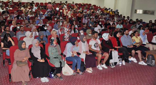 Şanlıurfa’da KPSS’ye girecek yüzlerce aday burada buluştu