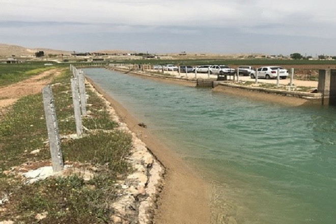 Serinlemek için sulama kanalına giren genç can verdi