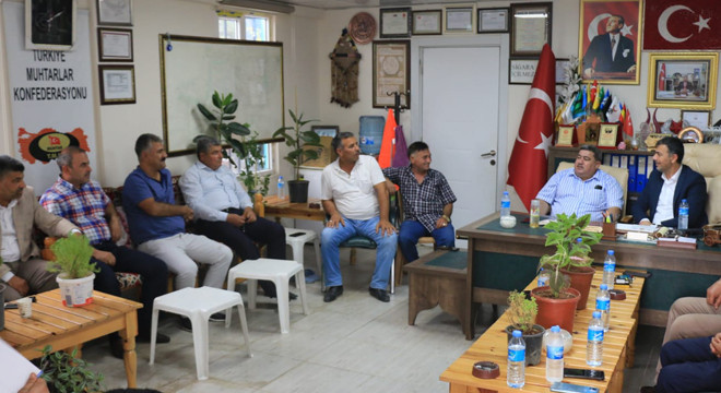 AK Parti İl Başkanı Kırıkçı muhtarlarla görüştü