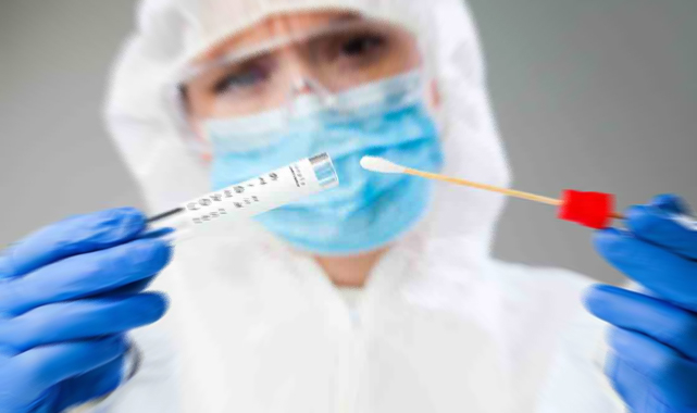 Aşı olmayanlara getirilen PCR testi zorunluluğu kaldırıldı