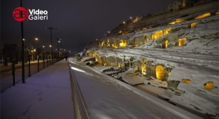 Beyaz örtü Şanlıurfa'ya çok yakıştı
