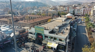 Bölge esnafı Özdiker Çarşısının yıkılmasını istiyor