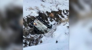 Buzlanma kazaya neden oldu! 1 yaralı