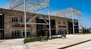 Damdan düşen 6 yaşındaki çocuk yaralandı