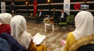 Eyyübiye’deki hatim programına Kuş da katıldı