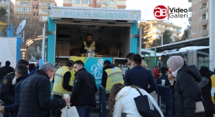 Haliliye’de çorba dağıtımı devam ediyor
