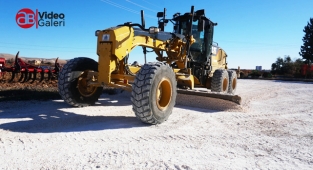 Haliliye’nin iki kırsal mahallesinde yol çalışması