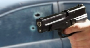 Şanlıurfa’da park halindeki otomobile silahlı saldırı