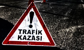 Urfa'da buğday yüklü tır devrildi