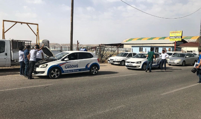 Urfa'da kar yağışı ehliyet sınavını iptal ettirdi