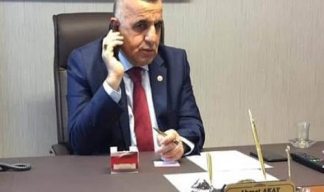 Ahmet Akay'ın 'TBMM Araç Kartı' Suriyeli'de çıktı