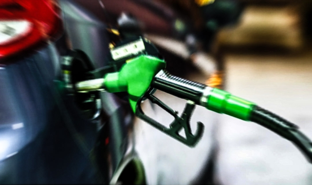 Benzine bir zam daha geldi