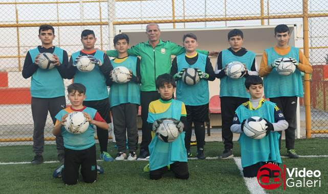 Şanlıurfa Büyükşehir Belediyesi spor okullarında geleceğin kalecileri yetişiyor