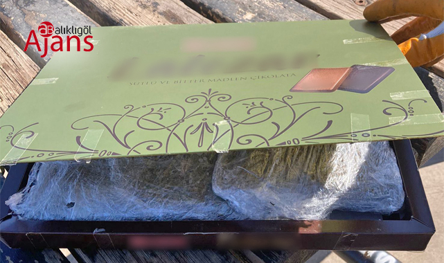 Şanlıurfa'da çikolata kutusundan esrar çıktı