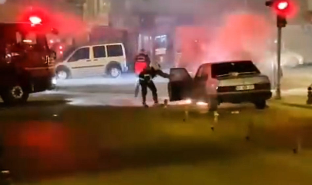 Seyir halindeyken alev aldı